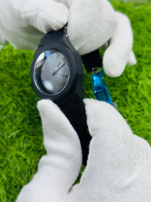 BLACK ARABIC AURA WATCH